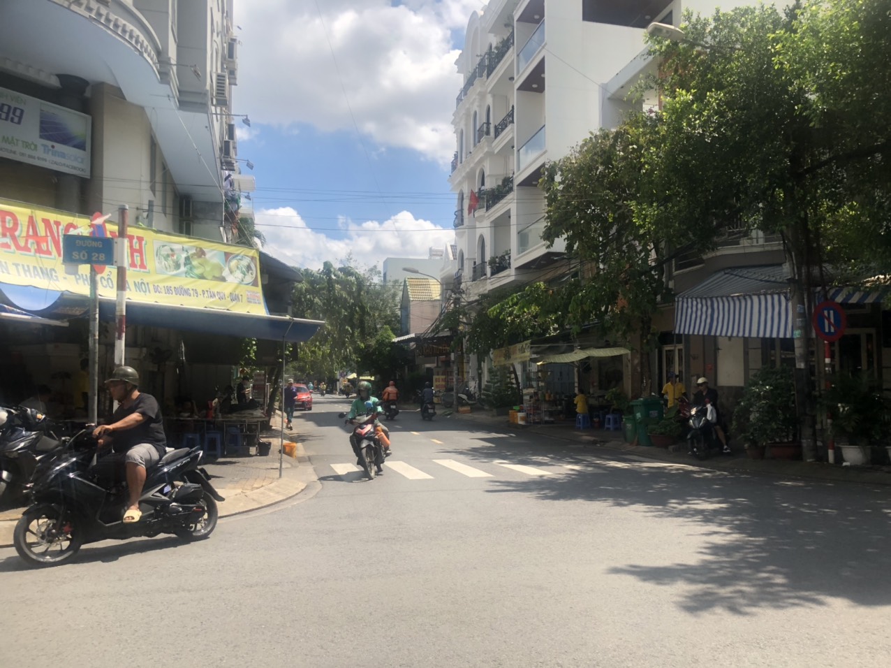 Bán nhà góc 2 MT Đường 79, Phường Tân Quy, Q.7, dt 7x15m, 2 lầu