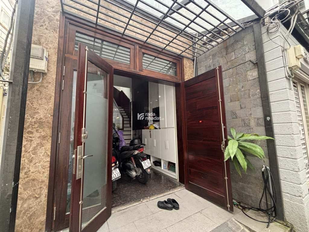 NGUYỄN PHI KHANH TÂN ĐỊNH  QUẬN 1