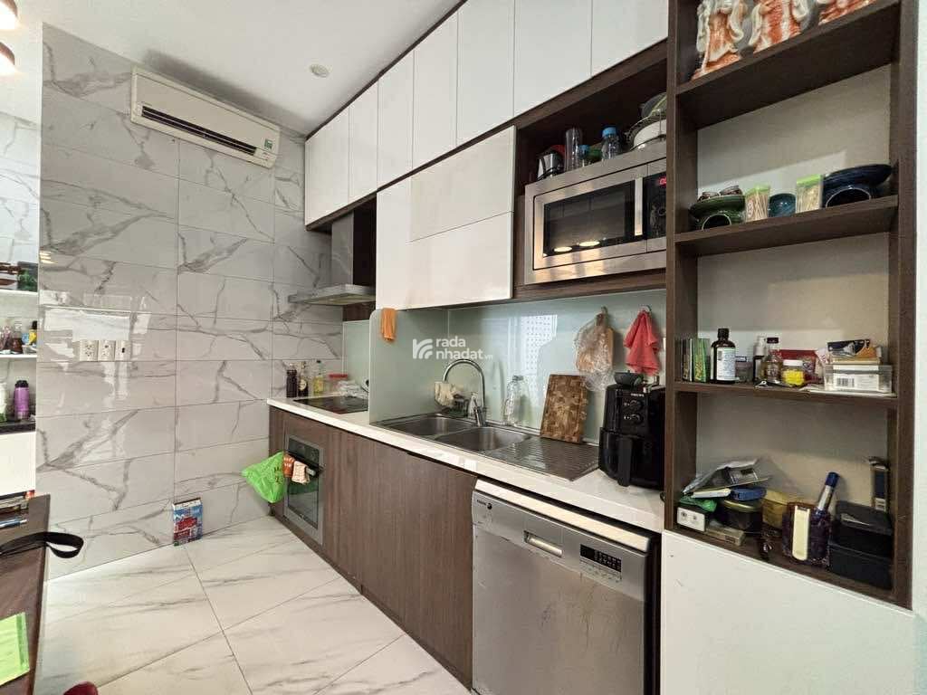 NGUYỄN PHI KHANH TÂN ĐỊNH  QUẬN 1