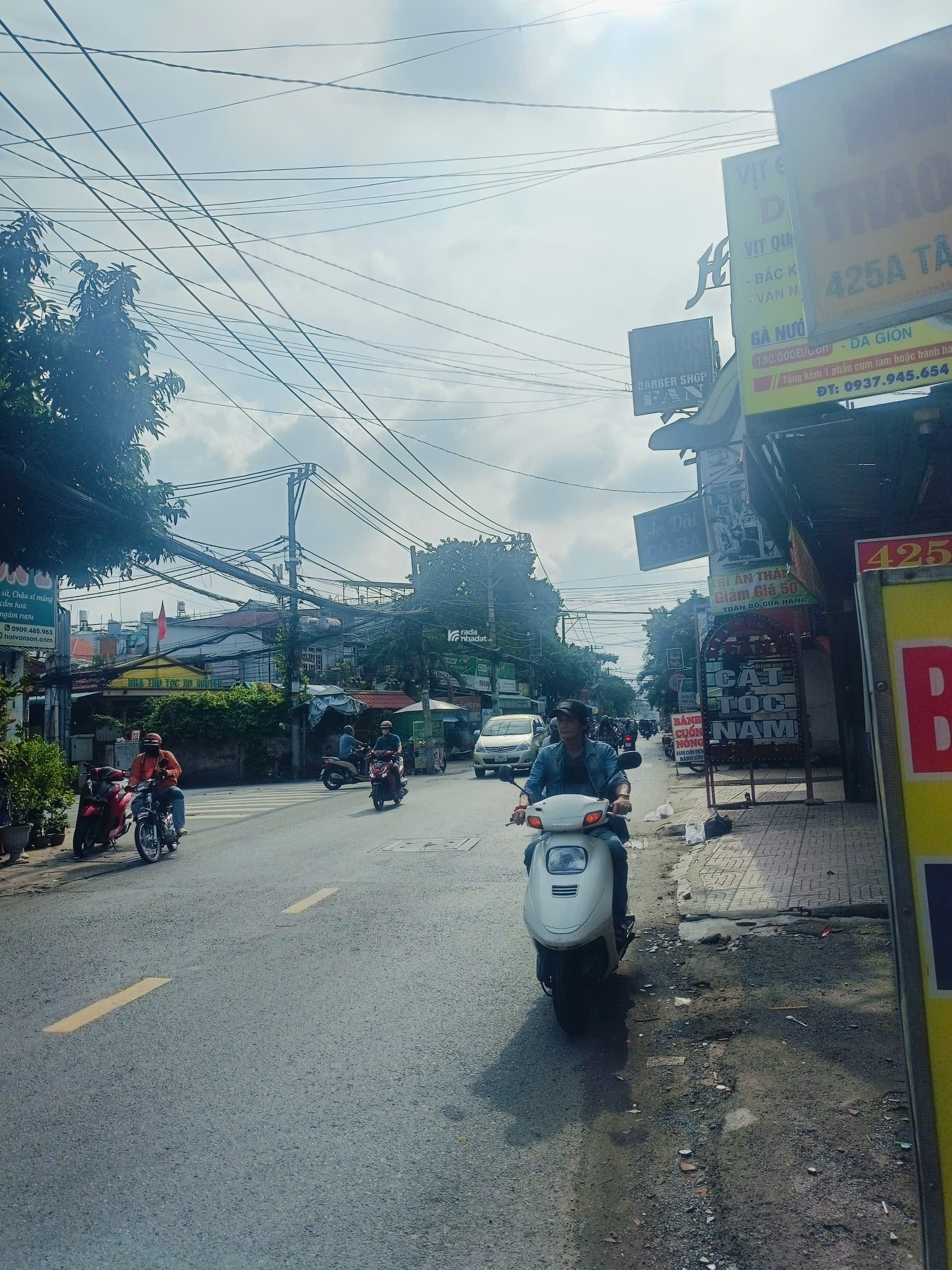 7,3 Tỷ ! Căn Góc 2 Mặt tiền hẻm đường Đô Đốc Long.Q Tân Phú. Dt: 4x20m