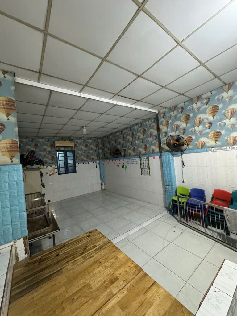 BÁN NHÀ MẶT TIỀN ĐƯỜNG SỐ 4,TÂN TẠO A,BÌNH TÂN (5m x 20m) 5,7 TỶ TL