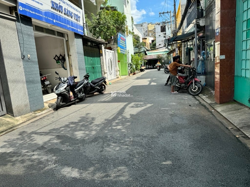 NGAY KHÁCH SẠN ĐÊ NHẤT, LÊ BÌNH, TÂN BÌNH, 140M2 TIỆN XÂY. GIẢM 350TR CHỈ 22.9T