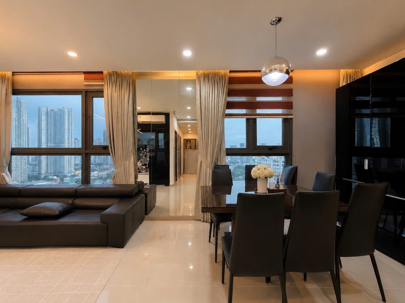 Bán căn hộ Pearl Plaza, 3PN 2WC căn góc 122m2 view Landmark 81