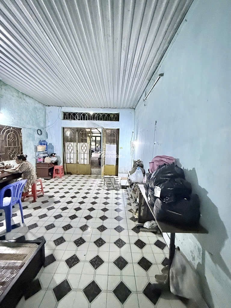  BÁN NHÀ TRUNG MỸ TÂY 122,M2 -  NỞ HẬU ĐẸP - HX TẢI -  GIÁ CHỈ 5.39 TỶ  GẦN ĐH GTVT  