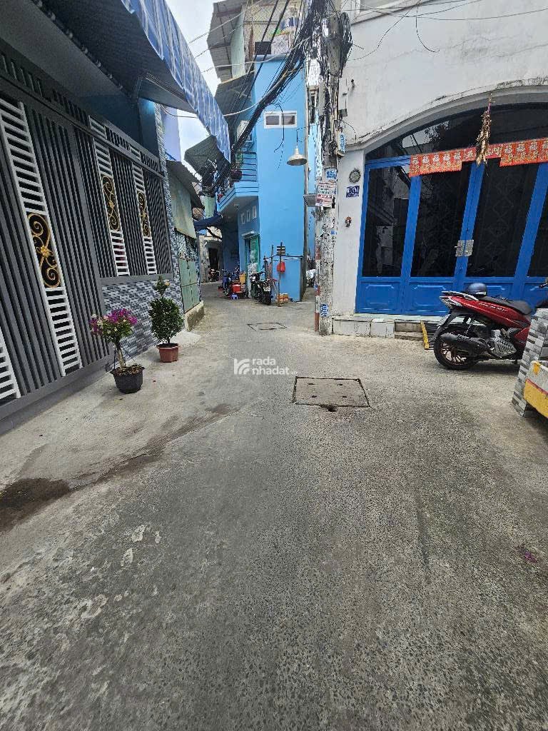 Bán nhà lô nhì 4m- ngay KCX Tân Thuận - vị trí vừa ở vừa cho thuê - thông số 4*11 -  nhỉnh 4t Tl