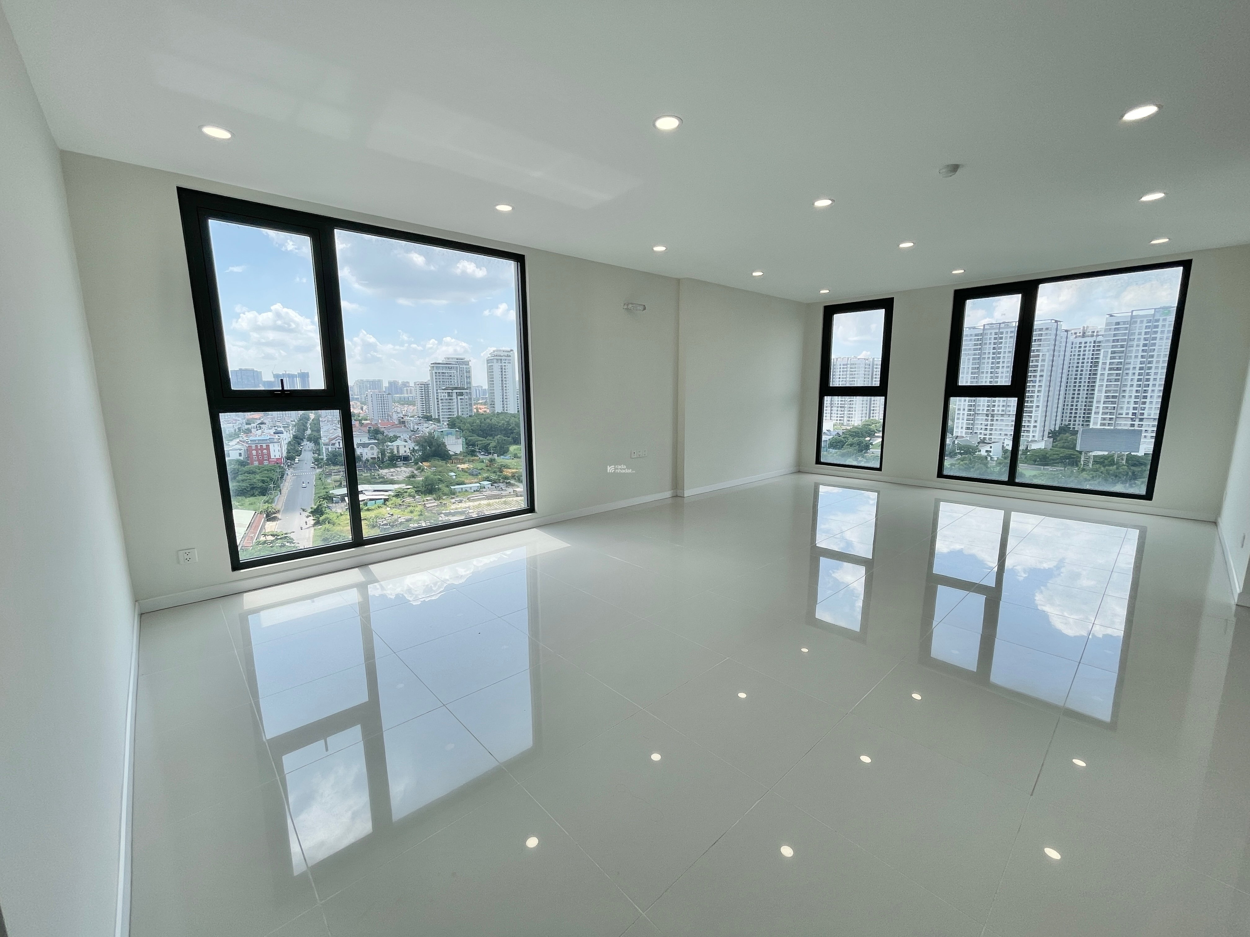 Căn 1PN B2.1612  Siêu Tầng Đẹp  View Sông PMH