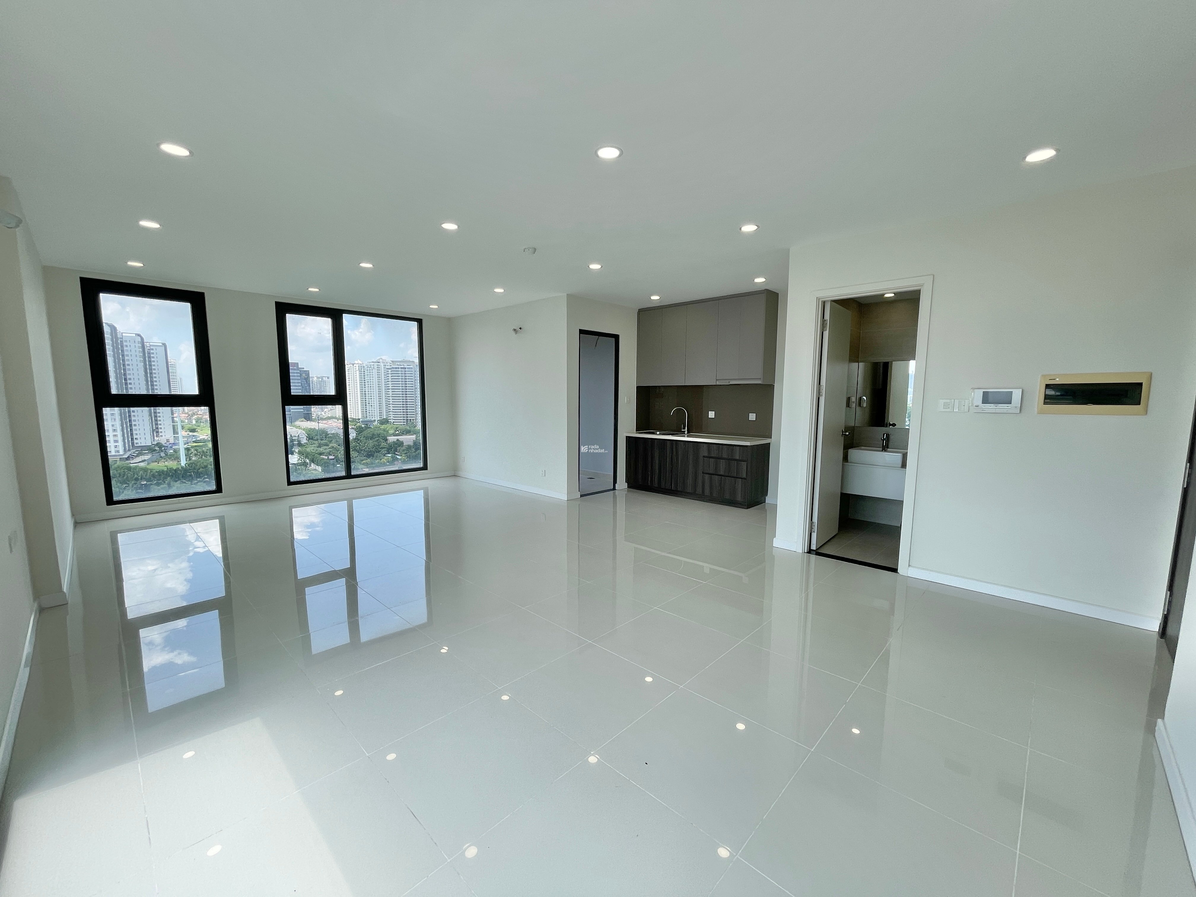 Căn 1PN B2.1612  Siêu Tầng Đẹp  View Sông PMH