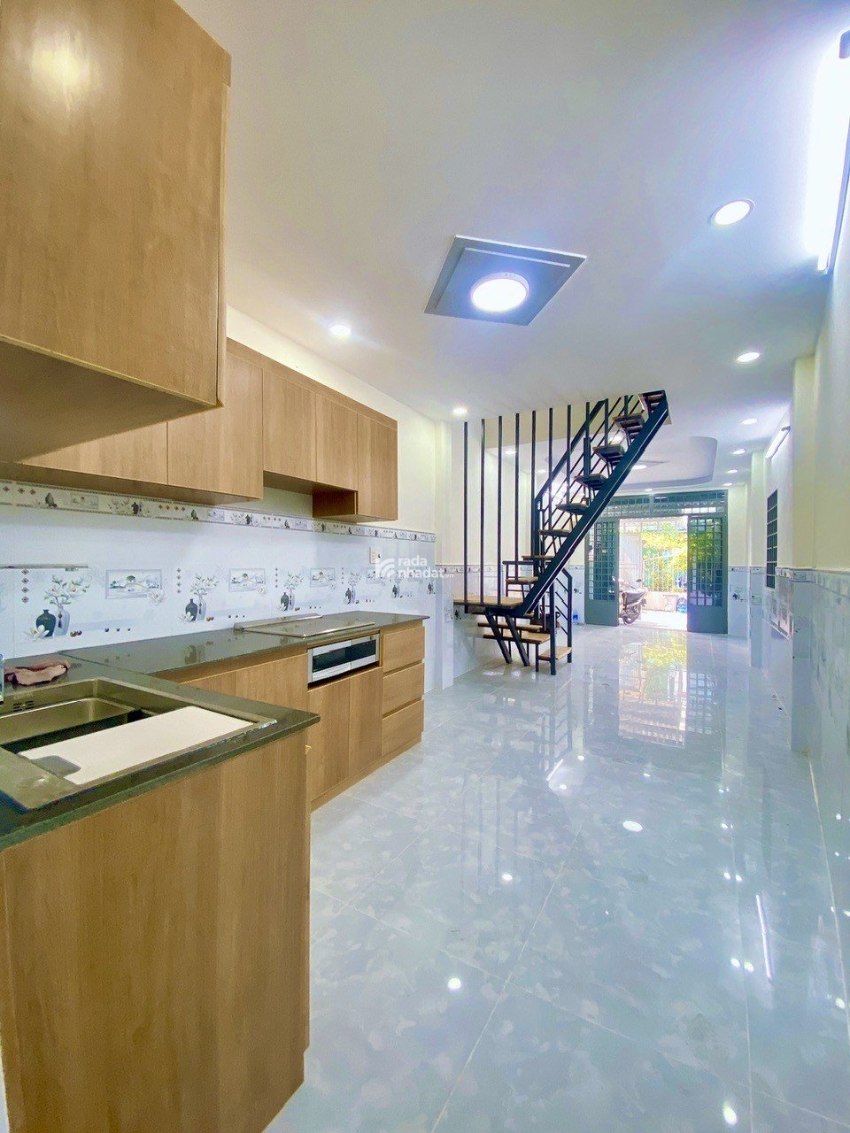 NHÀ MT TẠI LINH CHIỂU THỦ ĐỨC 50M2  GẦN ĐH CẢNH SÁT_ ĐHNH_ĐHSPKT _CĐCN_ NH_WINCOM. 50m2 2 tầng