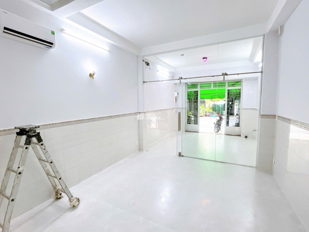 SÁT VÁCH Q11, MTKD LÊ SAO, TÂN PHÚ, 72M2 MỚI Ở NGAY. GIẢM 550TR CHỈ 12T 