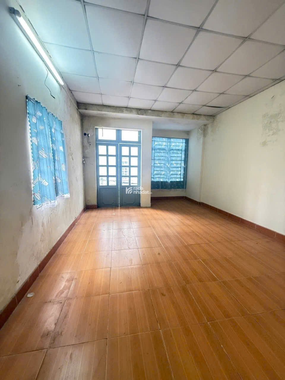 BÁN NHÀ 1 TRỆT 1 LẦU GIÁ MỀM ,HẺM THÔNG 5M , CHỈ 3,85 TỶ TL