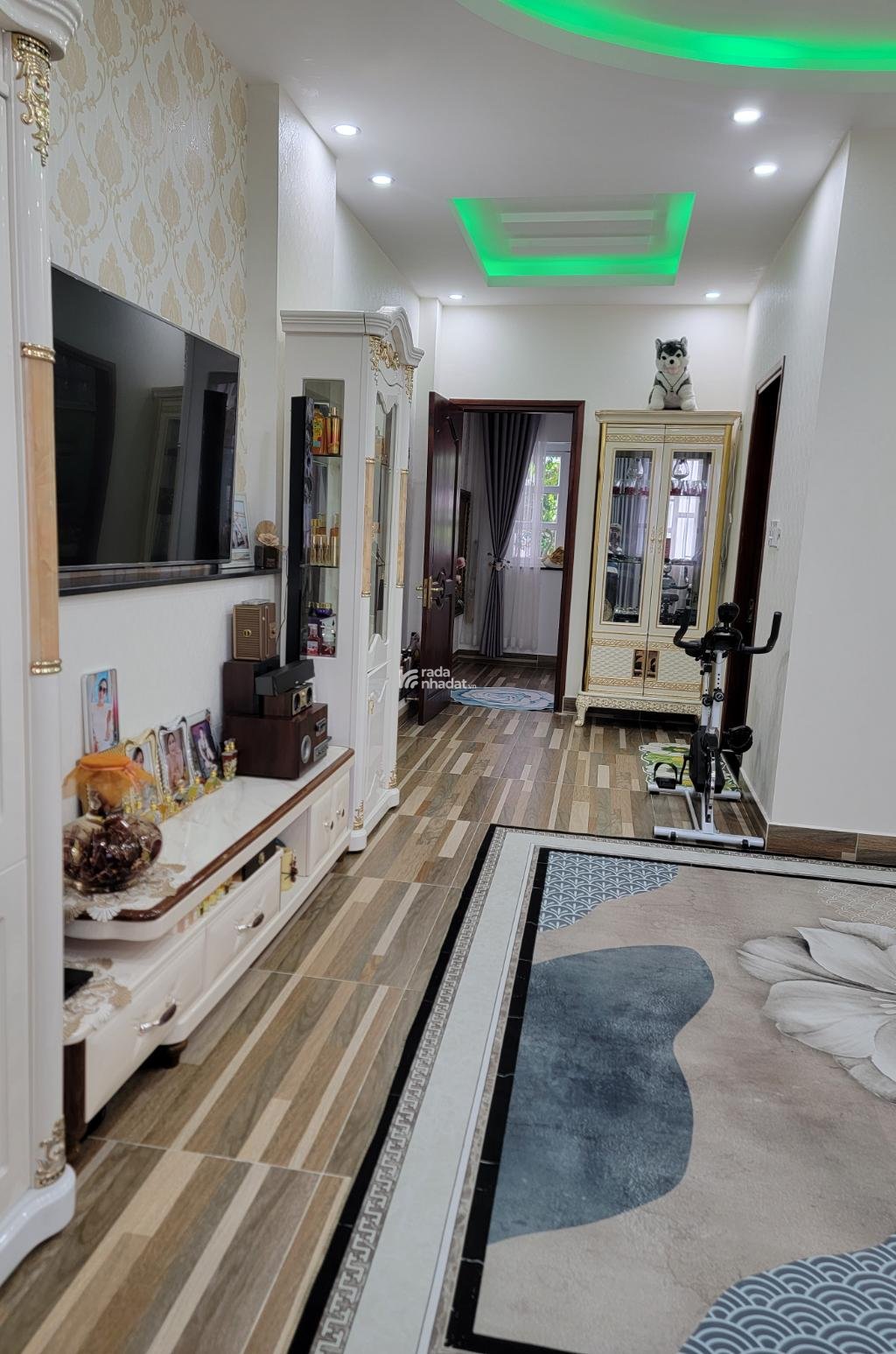 KẾ ĐẦM SEN LẠC LONG QUÂN PHƯỜNG 3 QUẬN 11 DT: 5.40 *14.40M 14 TỶ 