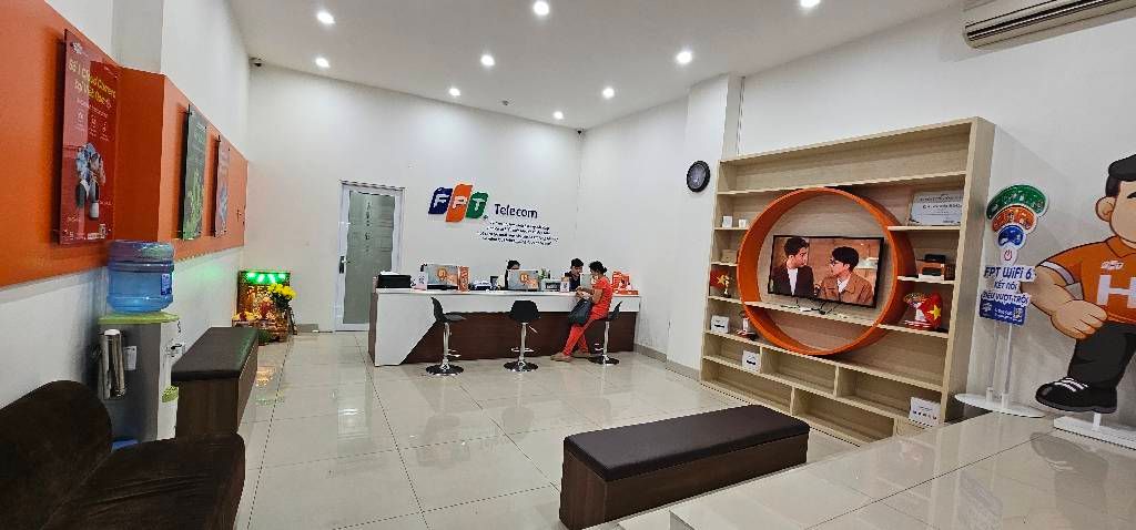 SIÊU PHẨM 7 TẦNG - THANG MÁY - MẶT TIỀN PHẠM VĂN CHÍ  - ĐANG CHO THUÊ DÒNG TIỀN  70TR/