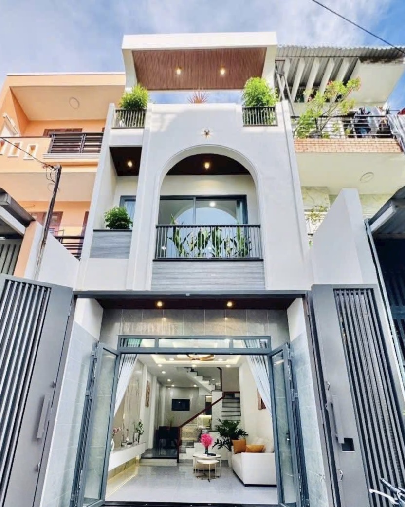 Hạ giá 300 còn 4tỷ300 đường Nơ Trang Long F13 Bình Thạnh 54m2 , Đang cho thuê 13 triệu , sổ riêng