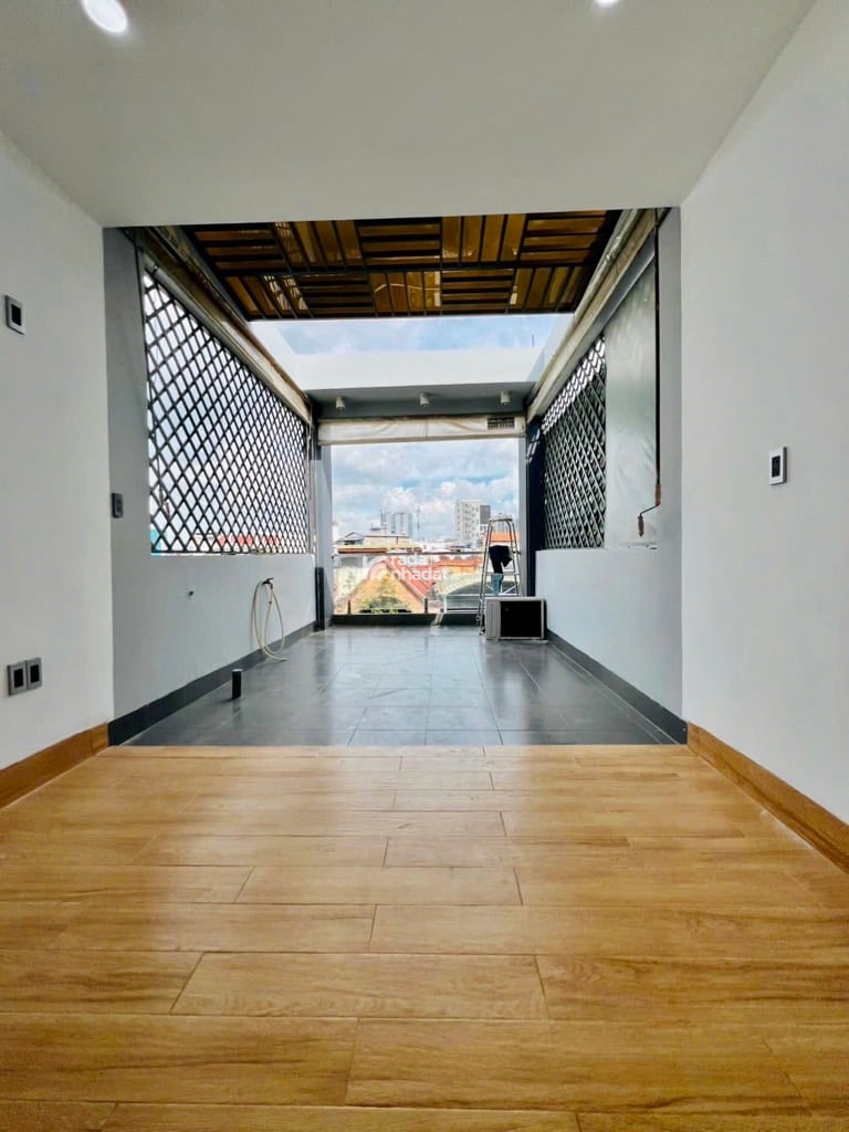 Hẻm xe hơi trung tâm quận 3 - 35m2 - 5 tầng BTCT có thang máy 500kg - 8.x tỷ