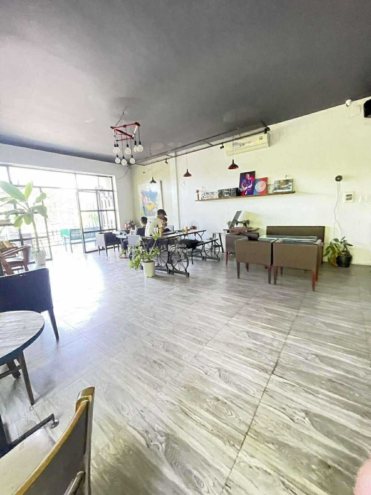BÁN NHÀ 2 MẶT TIỀN - KINH DOANH SẦM UẤT - TRUNG TÂM LIÊN CHIỂU 
