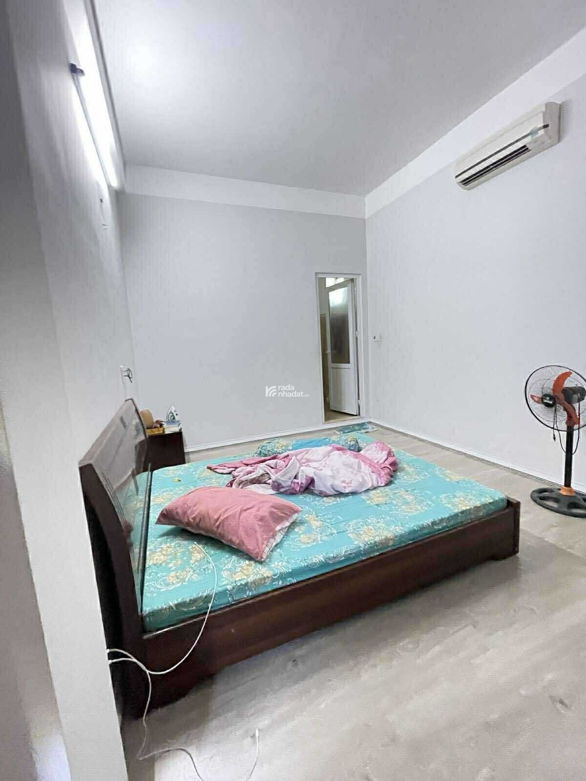 BÁN NHÀ 2 MẶT TIỀN - KINH DOANH SẦM UẤT - TRUNG TÂM LIÊN CHIỂU 