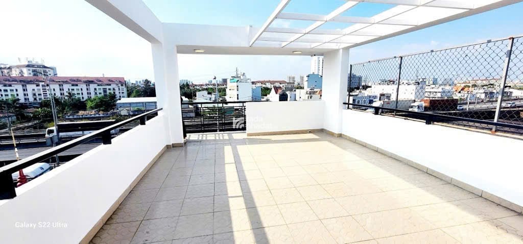 QUAN 7- 10 TỈ HƠN NHÀ MẶT TIỀN 5 LẦU-NGANG 5M NGAY KDC BỘ CÔNG AN