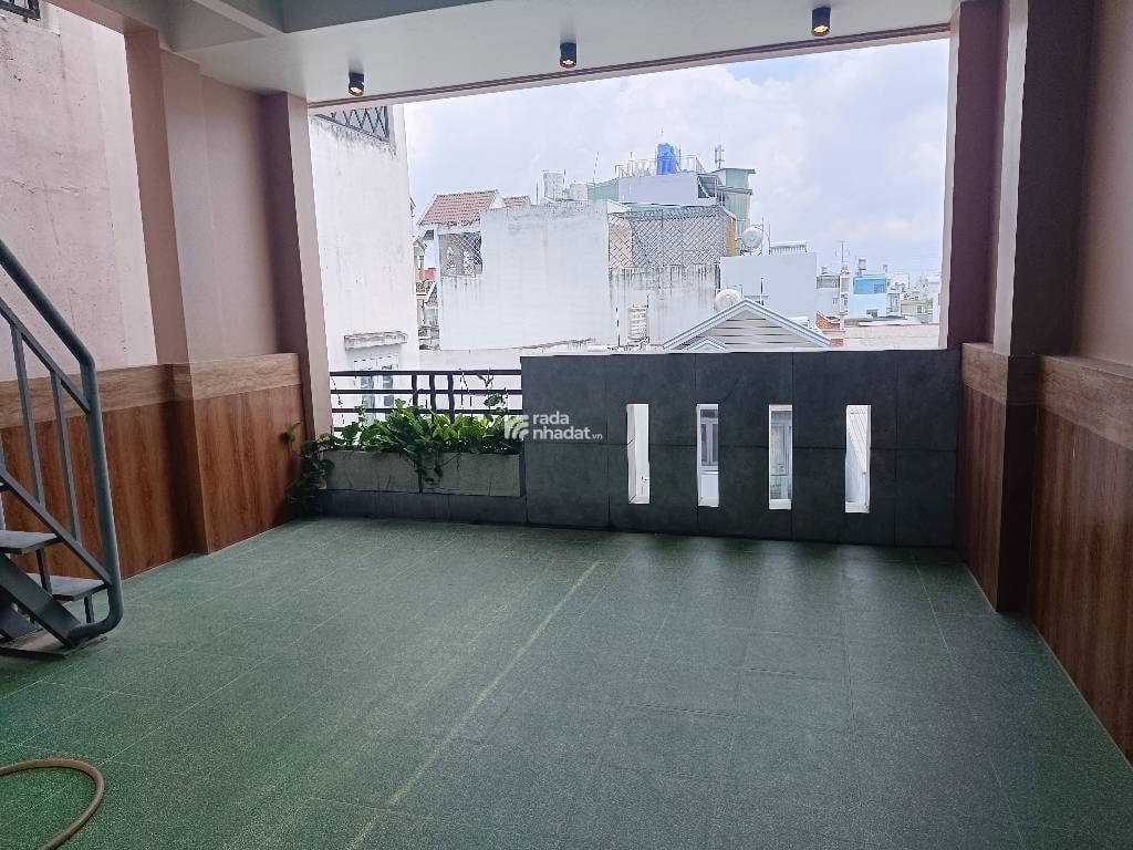 BÁN GẤP NHÀ NGAY MÃ LÒ BÌNH TÂN  HẺM XE HƠI