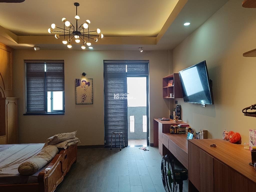 BÁN GẤP NHÀ NGAY MÃ LÒ BÌNH TÂN  HẺM XE HƠI