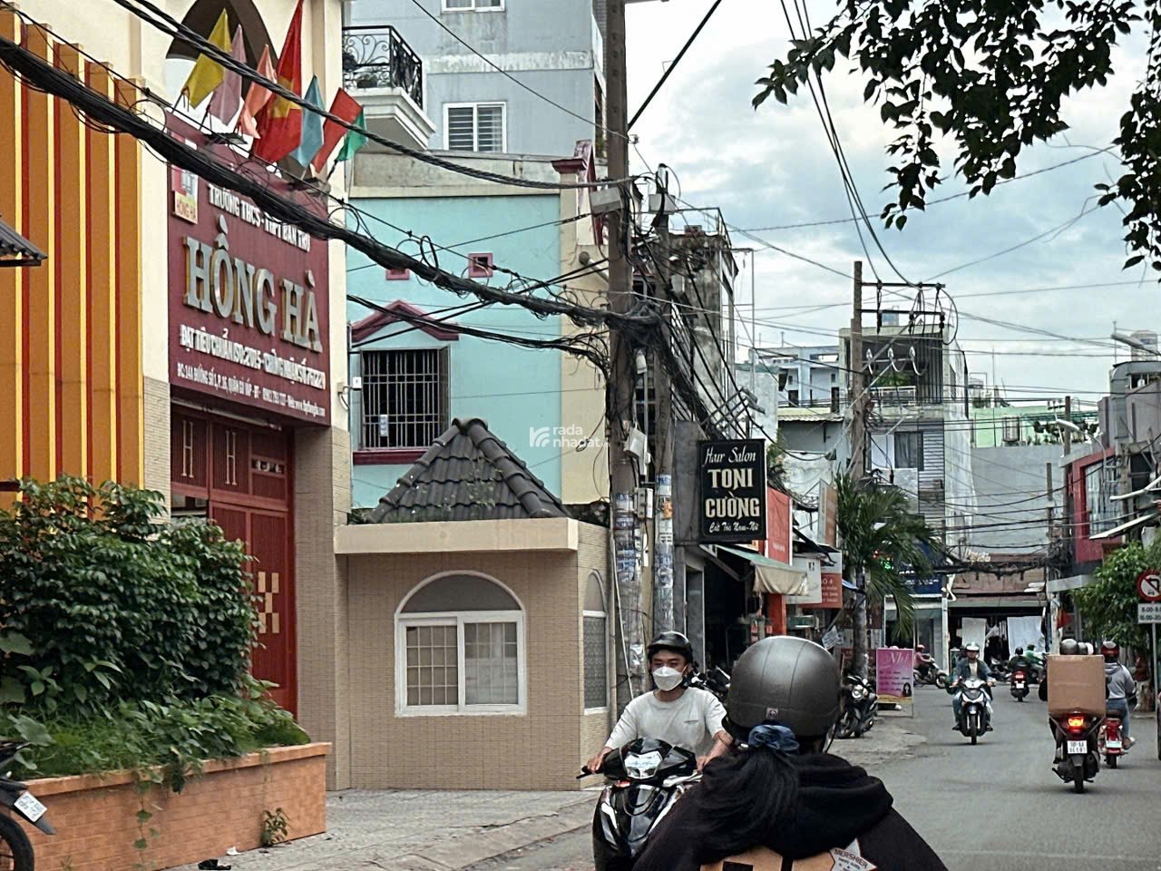 Bán CHDV 4 lầu ngang 6m HXH thông Phạm Văn Chiêu 153m2 15PN TN 60tr gần chợ chỉ 15.8 tỷ. 