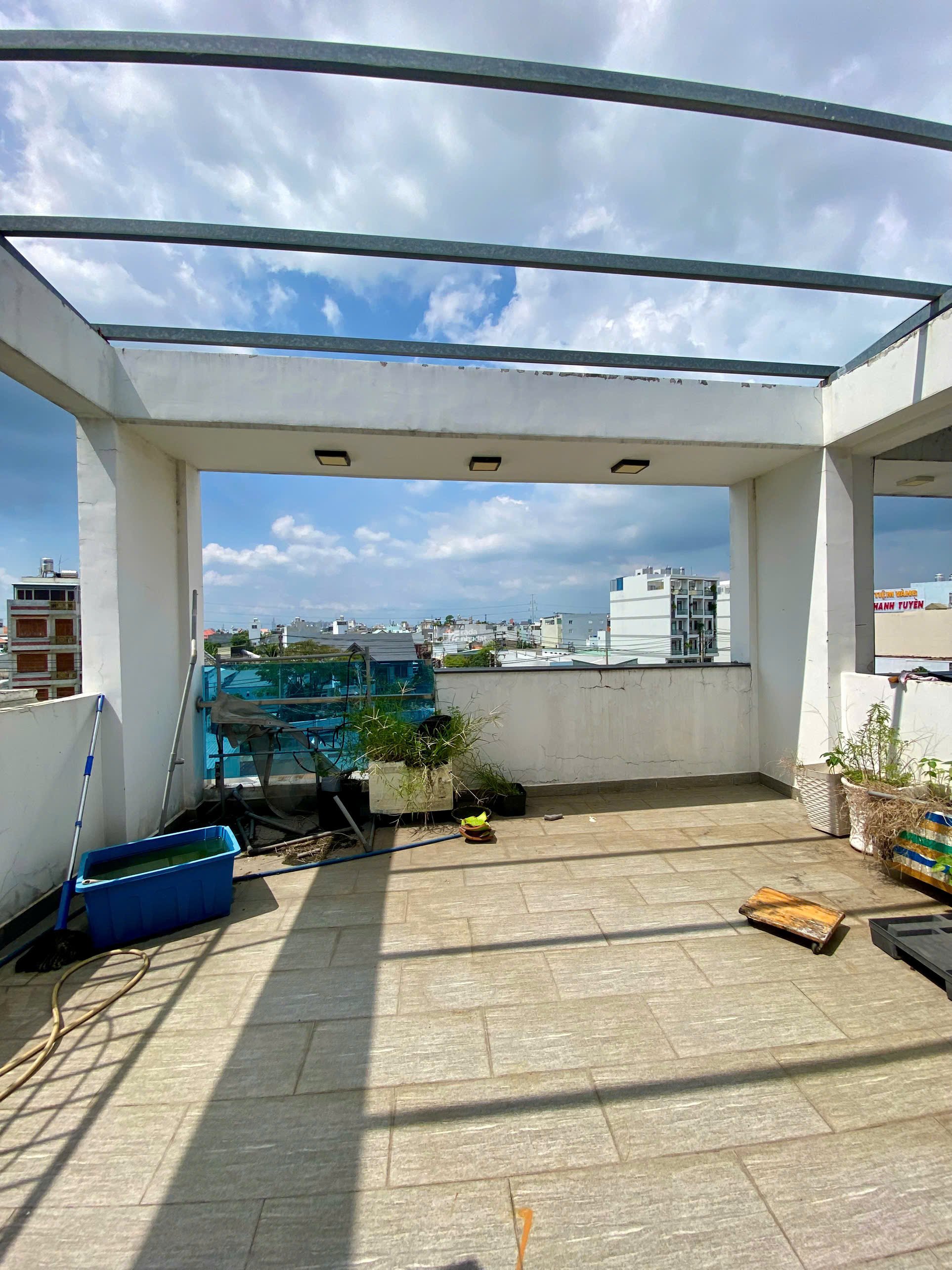 Bán nhà đẹp quận Bình Tân -  200m2 