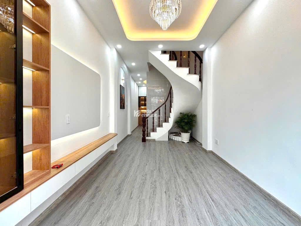 PHÚ NHUẬN HUỲNH VĂN BÁNH P.11 SIÊU HIẾM - Hẻm Nhựa 10M Xe Tải Tránh Cạnh MẶT TIỀN - Mới Đẹp