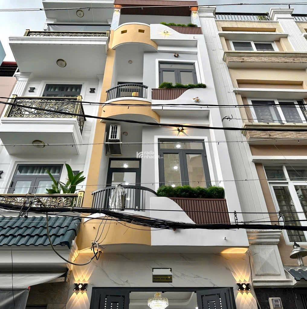 PHÚ NHUẬN HUỲNH VĂN BÁNH P.11 SIÊU HIẾM - Hẻm Nhựa 10M Xe Tải Tránh Cạnh MẶT TIỀN - Mới Đẹp