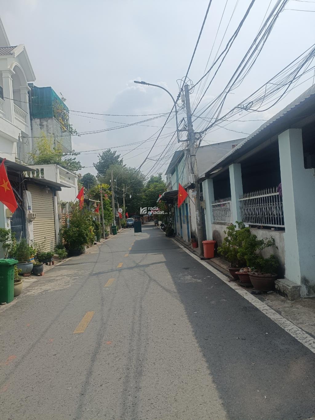 NHÀ MT ĐƯỜNG HỒNG SẾN CẠNH CHỢ LONG THẠNH MỸ 75M CHỈ 4.9 TỶ(TL), CẠNH VINHOME Q9