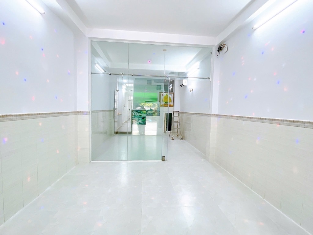 Bán Nhà 4 Tầng Mặt Tiền Kinh Doanh Đường Lê Sao- P. Phú Thạnh- Tân Phú-