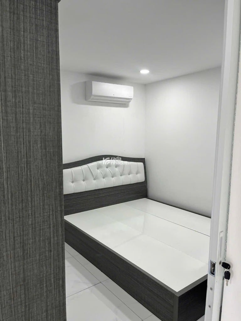 Bình Thành -Bình Tân   DT: 34M2 3 tầng 4 9    GIÁ 3.85 tỷ Kết cấu: 1 trệt, 1 lửng  1 lầu