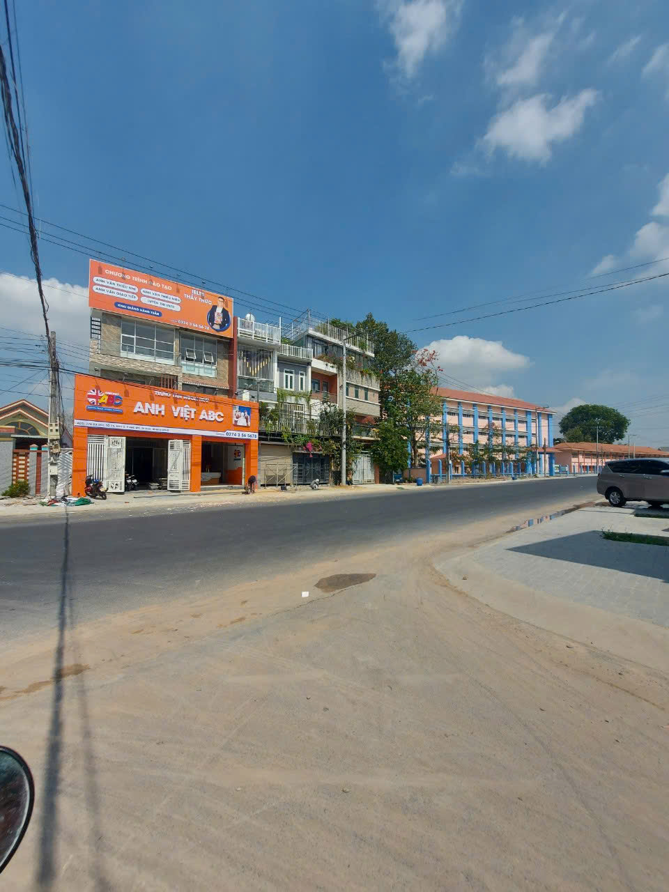 TÌM ĐÂU RA NHÀ 3 TẦNG CÓ TIỀN THUÊ 15 TIỆU -DT 143M2 -GIÁ CHỈ 7.2 TỶ- TRUNG TÂM PHÚ MỸ - TDM -BD