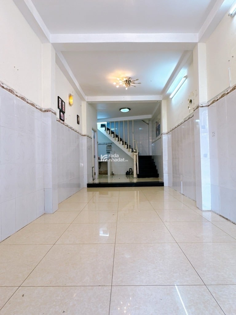 NHÀ ĐẸP 3 TẦNG BTCT, 35M2, TRUNG TÂM Q.7, SHR, CHỈ NHỈNH 5T