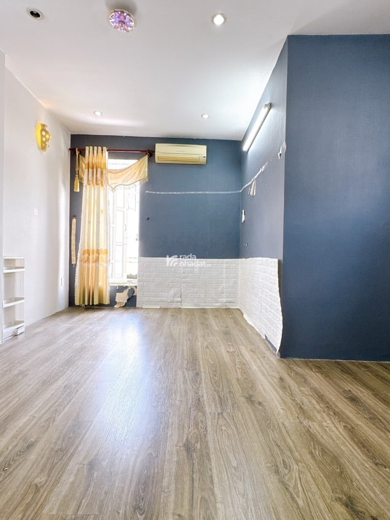NHÀ ĐẸP 3 TẦNG BTCT, 35M2, TRUNG TÂM Q.7, SHR, CHỈ NHỈNH 5T