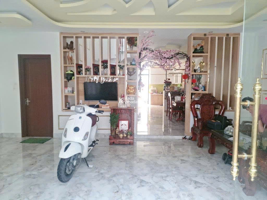 Huỳnh Tấn Phát (chủ nhiệt bán giảm 800tr); 7x19m; 3 tầng; cách Phú Mỹ Hưng 2 phút