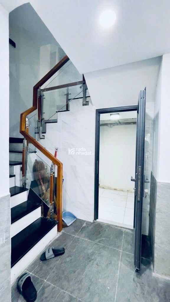 MT KHU SÂN BAY 6 TẦNG - ĐỒ SƠN - PHƯỜNG 4 TÂN BÌNH DT: 4.5*16.5M - 18 TỶ 9