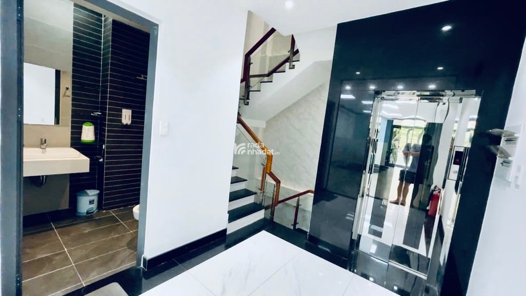 MT KHU SÂN BAY 6 TẦNG - ĐỒ SƠN - PHƯỜNG 4 TÂN BÌNH DT: 4.5*16.5M - 18 TỶ 9
