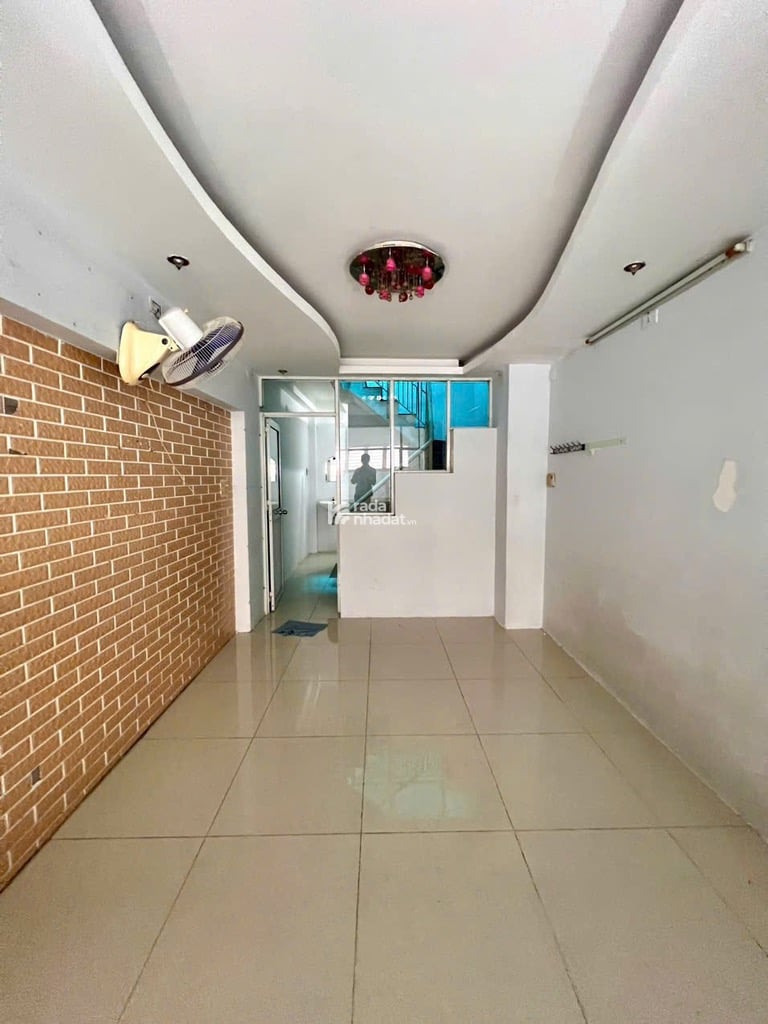 HẺM XE HƠI THÔNG MINH PHỤNG-P.5- Q.6- DT: 3*12M- GIÁ 6 TỶ 4