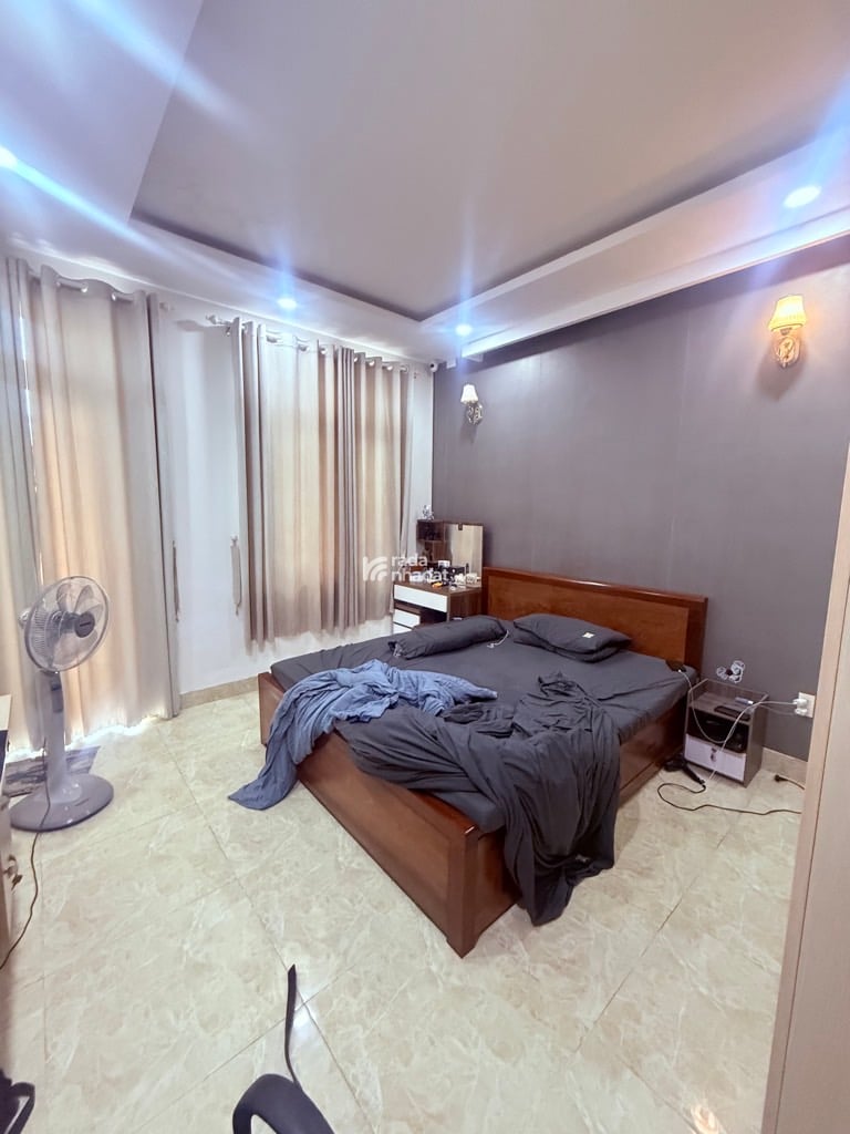 HẺM XE HƠI- LÊ VĂN QUỚI -BÌNH TRỊ ĐÔNG- BÌNH TÂN -4 TẦNG -DT: 4*14M- 6 TỶ 5