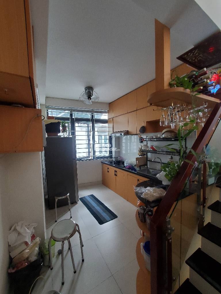 HẺM XE HƠI SÁT NHÀ, ĐINH TIÊN HOÀNG, BÌNH THẠNH, 30M2 MỚI Ở NGAY, GIẢM 550TR CHỈ 6.35T TL 