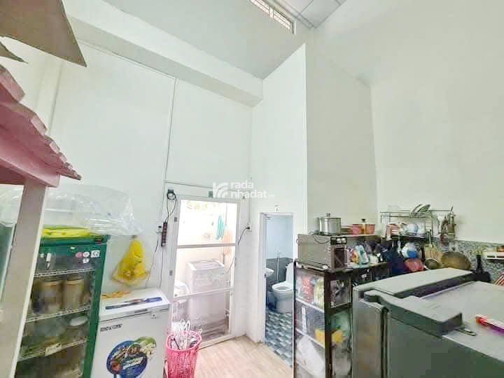 Bán nhà 1 lầu sát MT đường Phạm Thế Hiển P. Chánh Hưng Quận 8