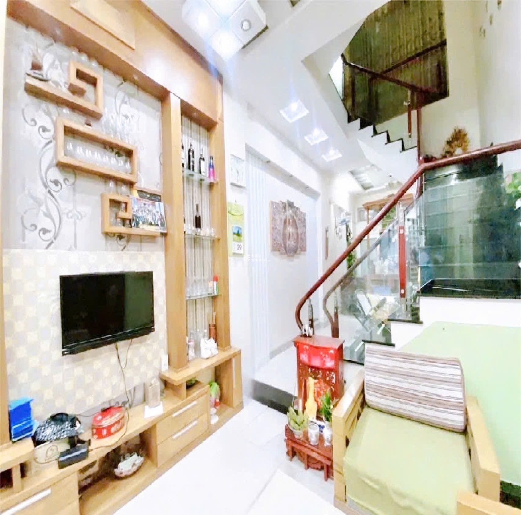 Bán nhà 5 tầng Tô Hiến Thành, QUẬN 10, Sổ vuông vức 3.65 x 14 m, Giá 8.9 tỷ