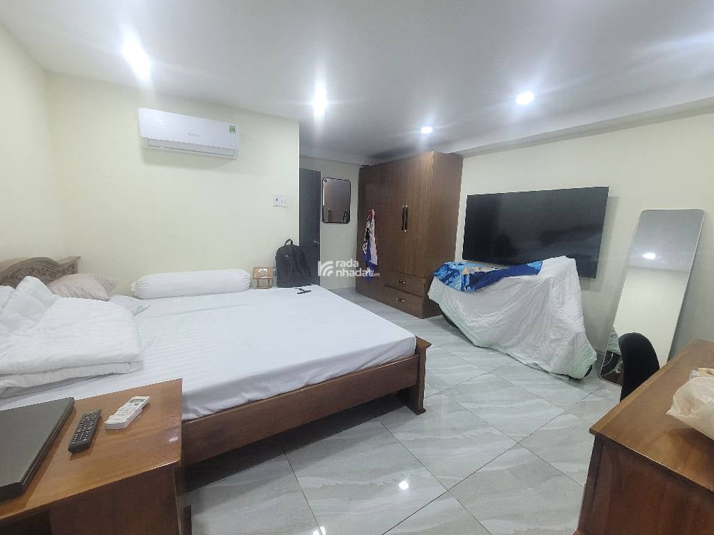 BÁN NHÀ PHẠM VĂN CHÍ QUẬN 6 150M2 15 TỶ NGANG 10M THU 44 TRIỆU 