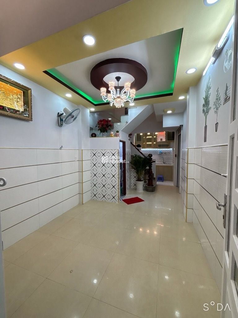 NGAY TRUNG TÂM QUẬN 6, NHÀ 5 TẦNG MỚI TINH, SÁT MẶT TIỀN LÒ GỐM, 30M2, GIÁ CHỈ 4.58 TỶ