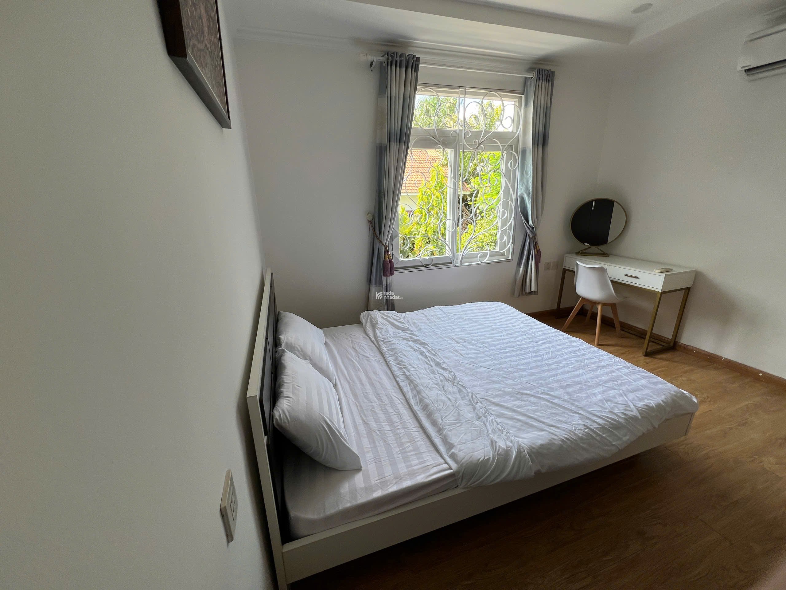 CỰC HIẾM - CHỐT GẤP! KẾ DINH ĐỘC LẬP THẢO ĐIỀN, Q2 - FULL NỘI THẤT!