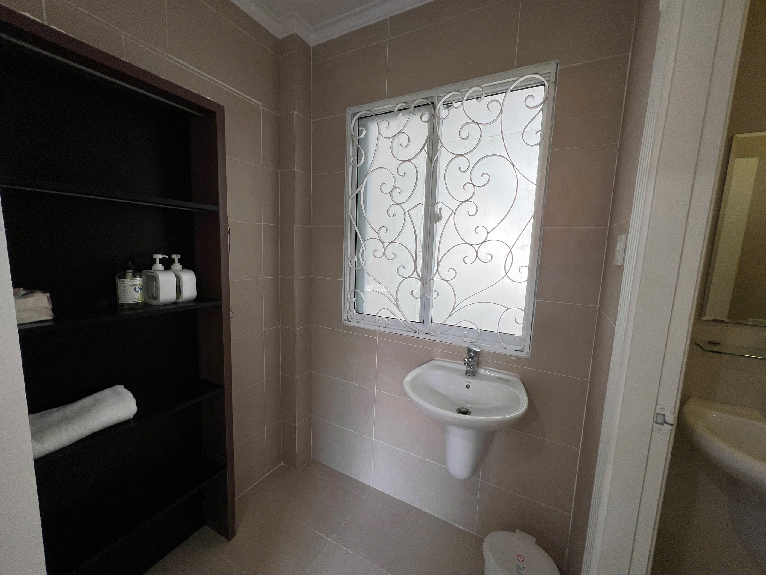 CỰC HIẾM - CHỐT GẤP! KẾ DINH ĐỘC LẬP THẢO ĐIỀN, Q2 - FULL NỘI THẤT!