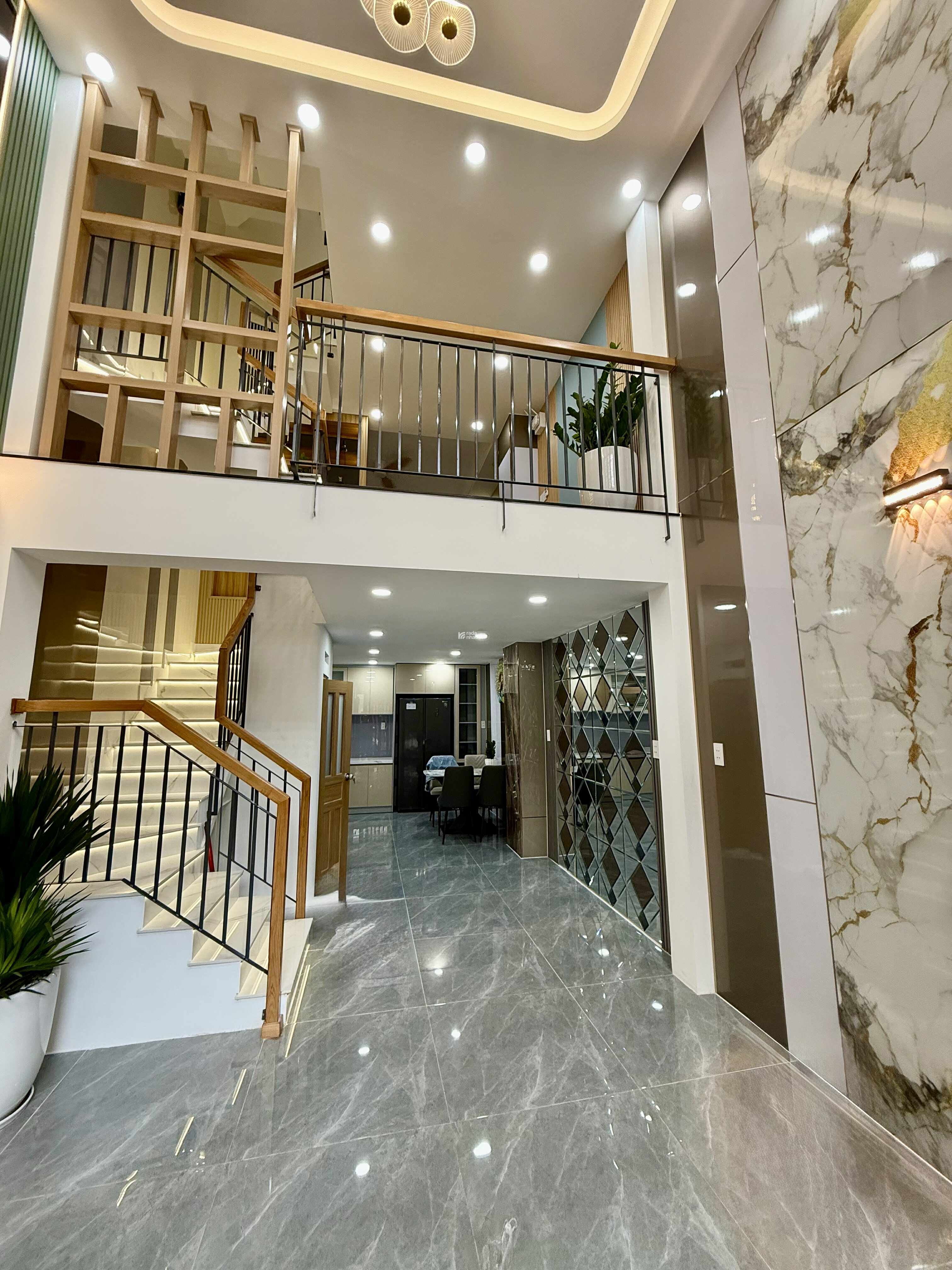 NHÀ 5 TẦNG MỚI ĐẸP - HXH LÊ ĐỨC THỌ - 40m2 4PN - CHỈ 6.55 TỶ TL