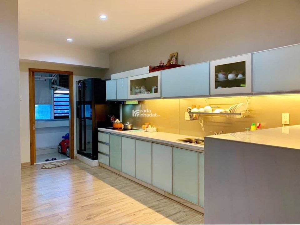 Bán căn hộ Uplaza Sông Đà Nha Trang cách biển 60m 58m2 giá 3.2 tỉ đã có sổ hồng