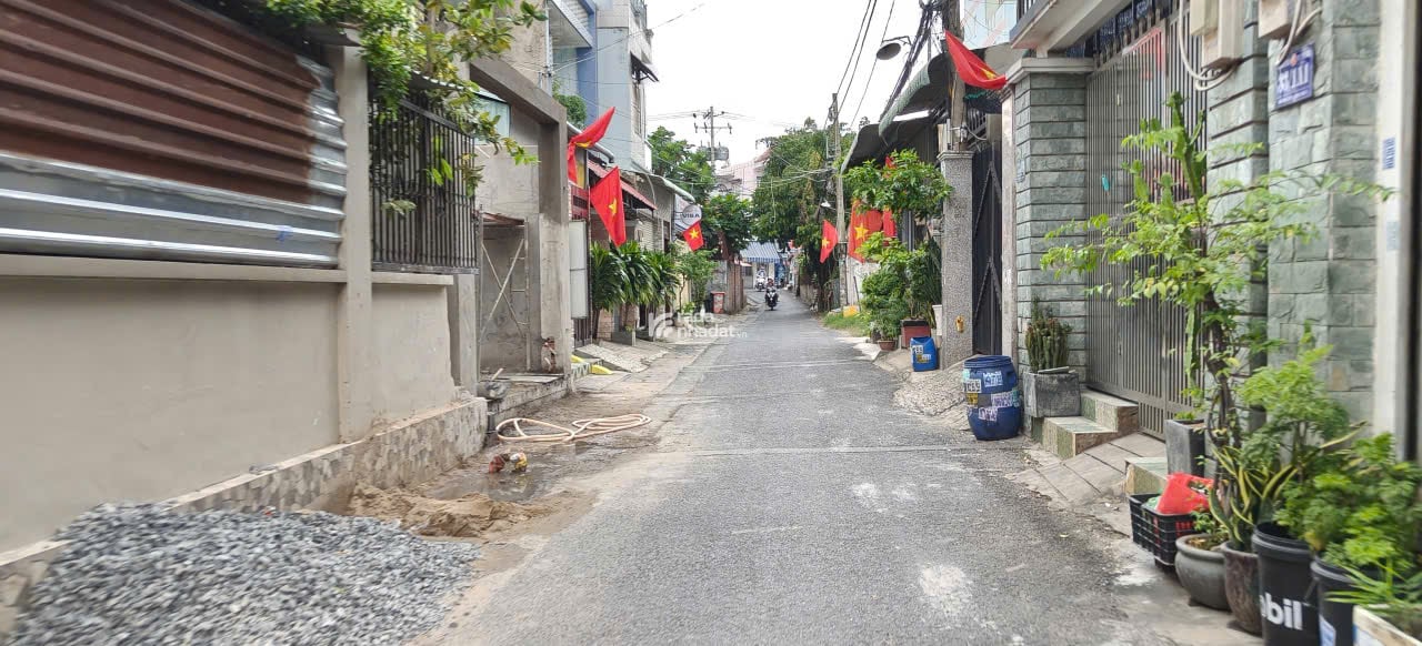 Bán Lô Đất 196m2 Kèm Nhà C4 Hẻm Oto Đường Số 8 Gần Làng ĐH Thủ Đức Linh Xuân Giá Tốt