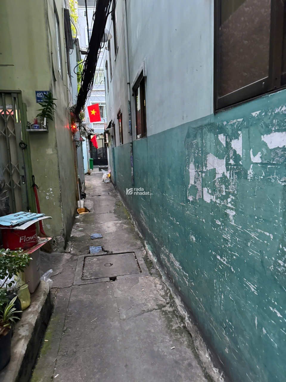 Bán nhà nhỏ 12m2 trong hẻm Quận 10