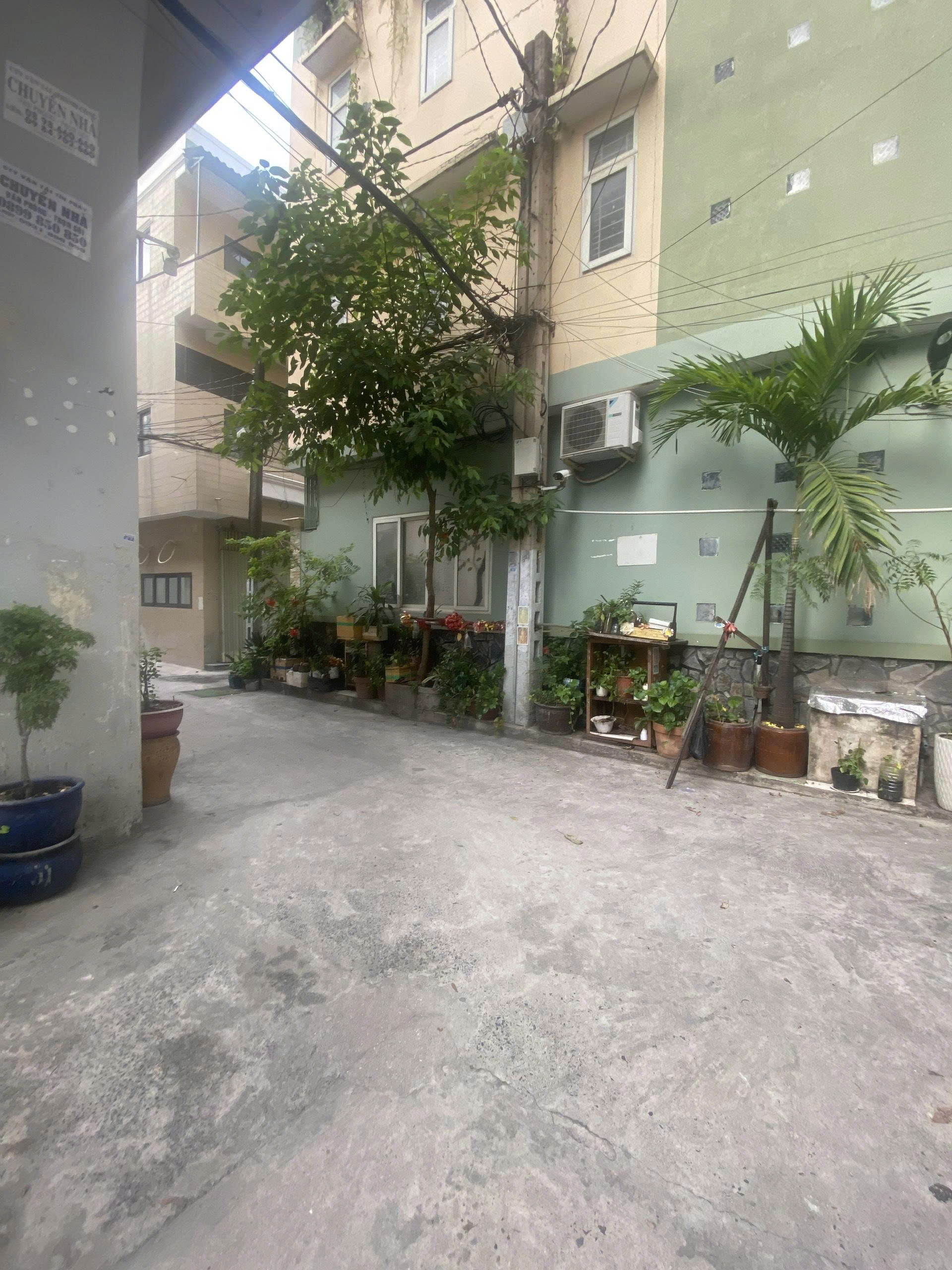 Bán nhà hẻm xe hơi góc 3 mặt tiền hẻm khu Cao Thắng, Quận 10 Giá 13 tỷ